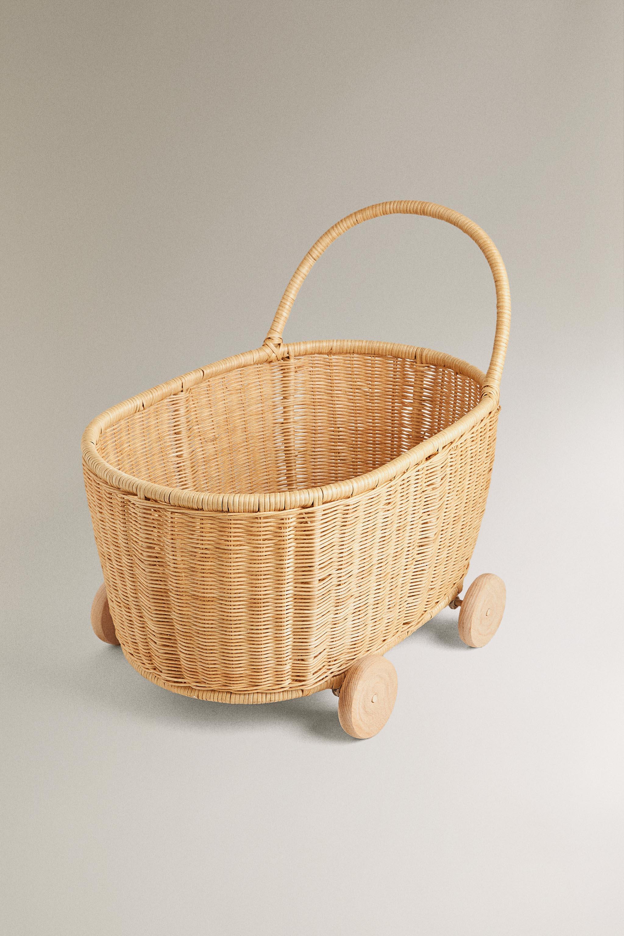 CHILDREN'S RATTAN CART WITH WHEELS